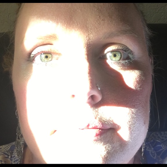 Meet your Posher, Meredith - Picture 1 of 1